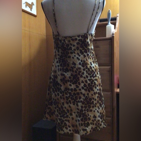 Leopard Print PJ gown - Picture 2 of 3
